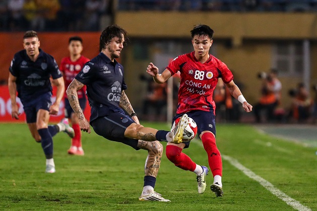 CAHN để bị cầm hòa trên sân nhà.