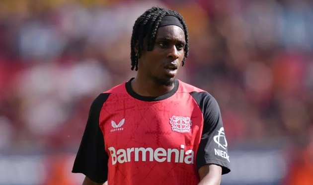 Frimpong là cái tên được chọn để thay Alexander-Arnold
