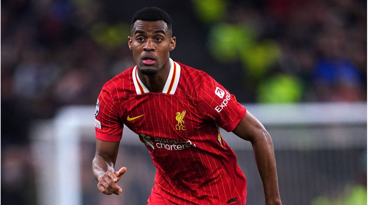 Gravenberch tiến bộ rất nhiều ở Liverpool.