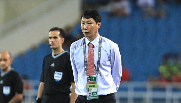 HLV Kim Sang-sik và bài toán hóc búa trên hàng công trước đại chiến Malaysia