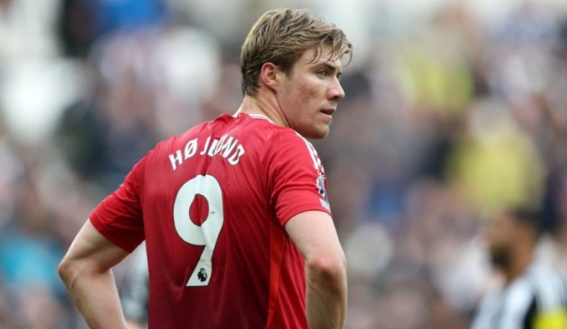 Chuyển nhượng sáng 16/5: Tương lai bất định của Hojlund; Liverpool nhận báo giá Milos Kerkez