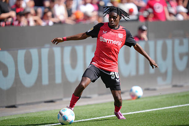 Ai sẽ chiếm ưu thế ở Liverpool, Jeremie Frimpong hay Conor Bradley?