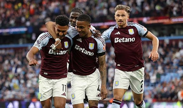 Ảnh minh họa cho bài viết về Aston Villa 2-0 Tottenham: Chủ nhà áp đảo; Kịch tính cuộc đua top 5