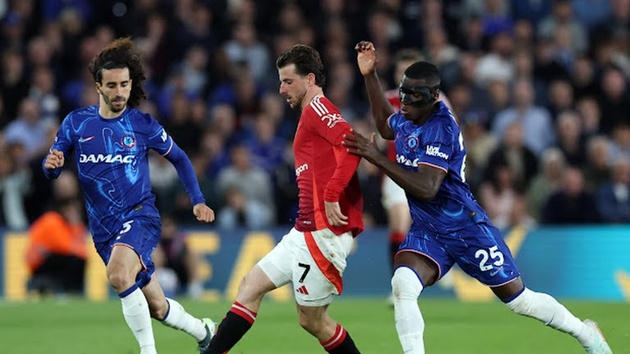 Chelsea 1-0 Man Utd: Cucurella định đoạt; VAR gây chú ý