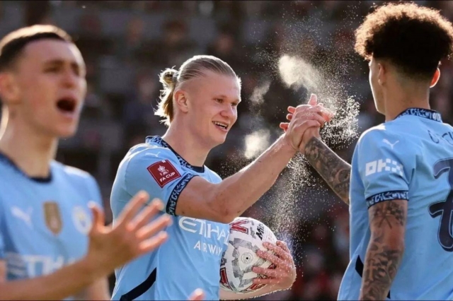 Pep có còn tin tưởng Haaland ở Wembley?