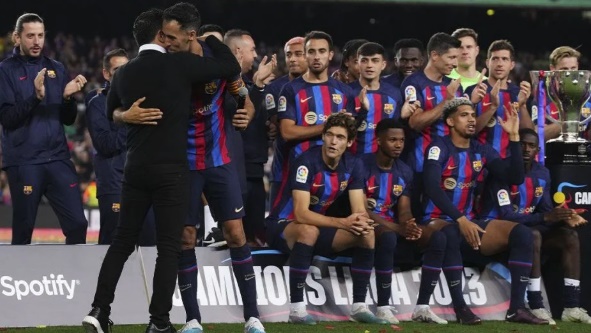 Xavi cũng góp phần vào hành trình thống trị của Barca tại La Liga.