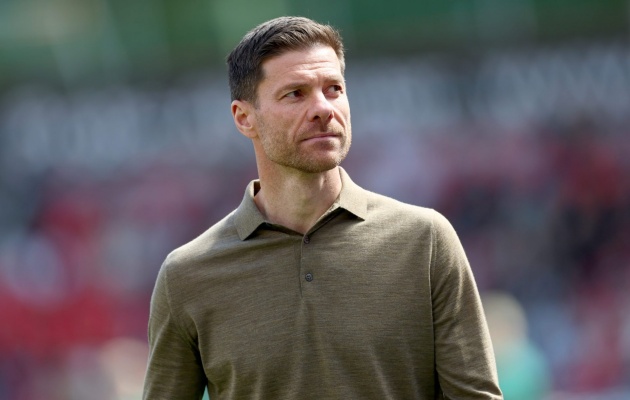 Xabi Alonso thúc giục Real Madrid bổ sung tiền vệ mới