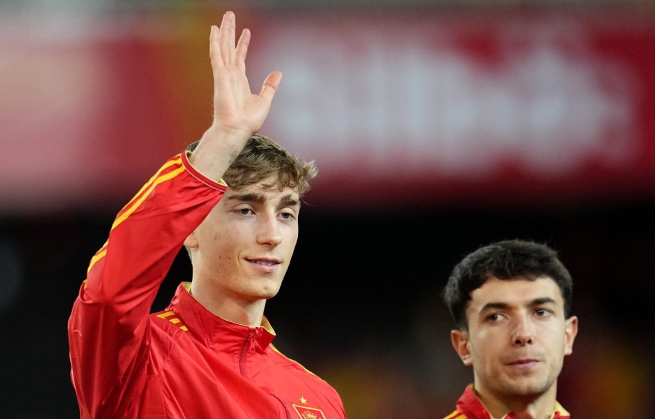 Real Madrid đã chiêu mộ thành công Dean Huijsen.