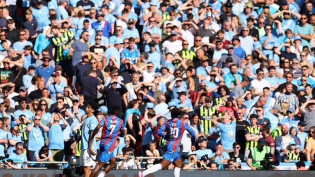 Trên sân Wembley, bàn thắng duy nhất của Eberechi Eze giúp Crystal Palace phá dớp lịch sử không danh hiệu trong suốt 120 năm tồn tại.